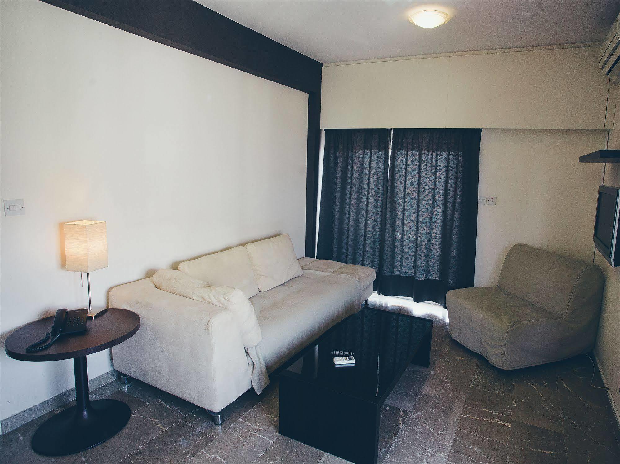 Vega Apartments Limassol Exterior foto